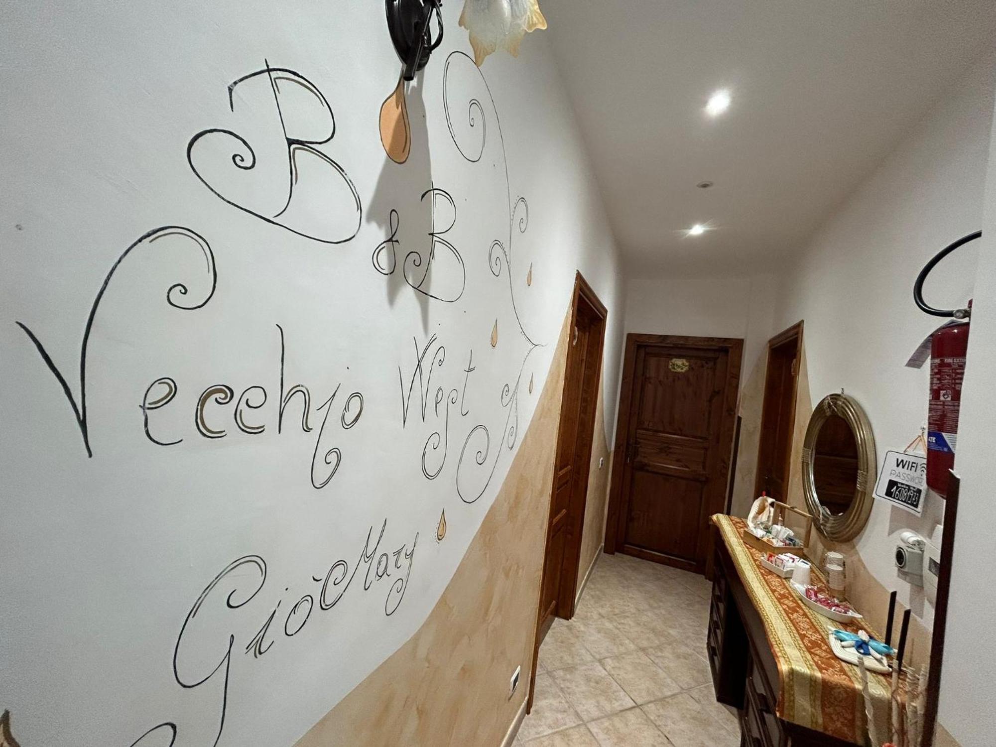 아제롤라 Vecchio West B&B 외부 사진